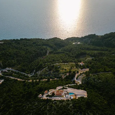 Hotel Secret Hill *