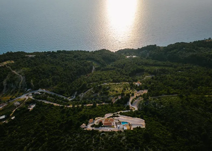Hotel Secret Hill *