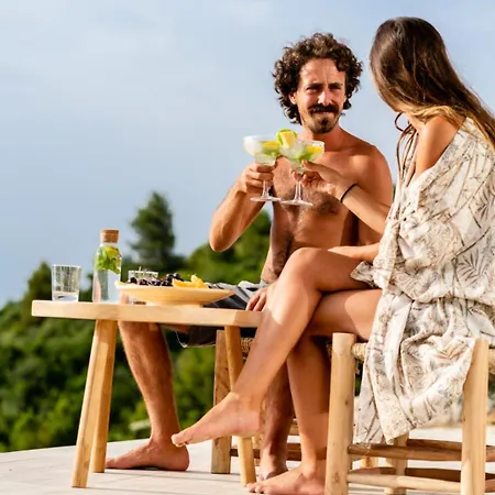 Secret Hill * Athánion